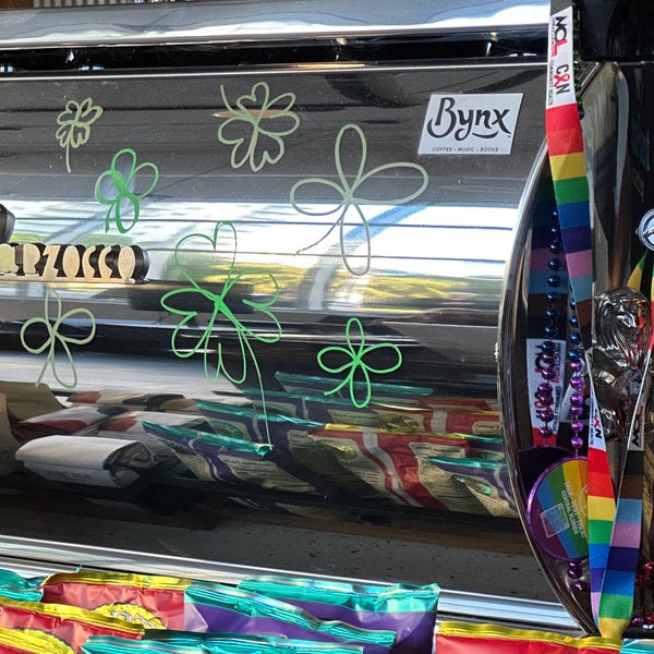 Bynx Coffee Shop in Orlando