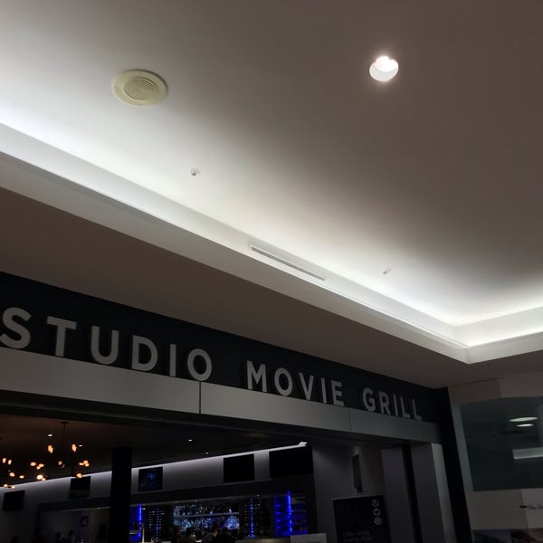 Photo taken at Studio Movie Grill Tampa by Osaurus on 7/11/2019