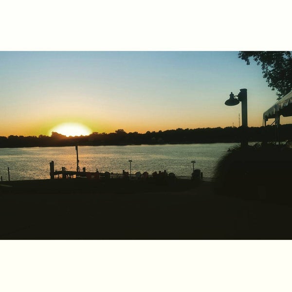 Photo taken at Captains Quarters Riverside Grille by Brittney H. on 8/25/2015
