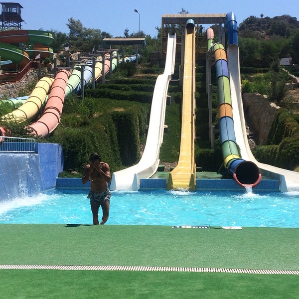 Photo taken at Bodrum Aqualand by Ismail Y. on 8/23/2020