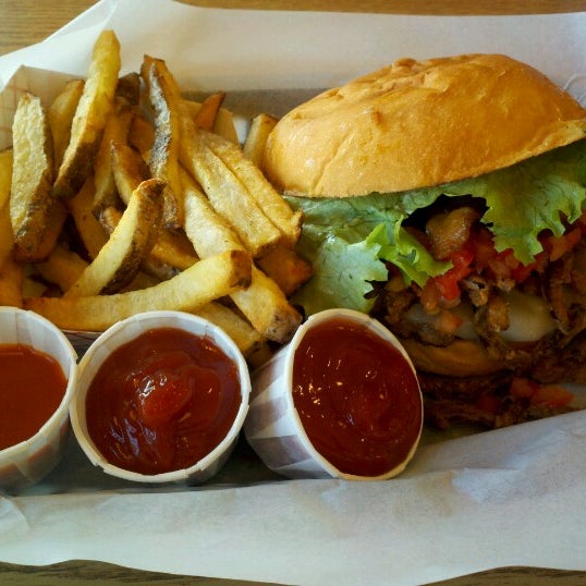 Brown Bag Burgers 25853 Brookpark Rd