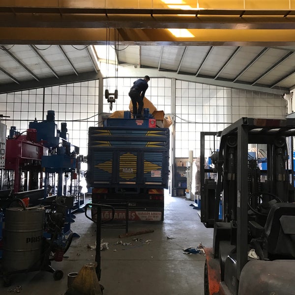 photos at hidroliksan halim usta factory