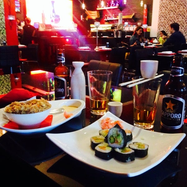 Photo prise au Sushi Sake Doral par Natalia 💓 M. le7/12/2014