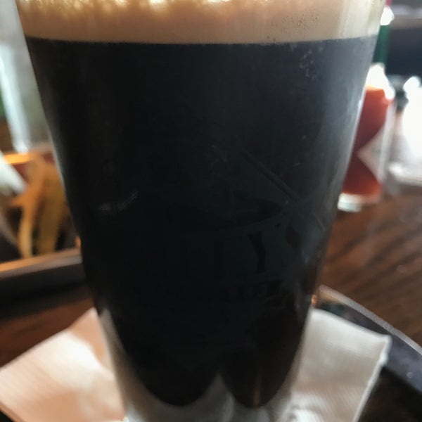 Photo taken at Ashley&#39;s Beer &amp; Grill of Westland by Brad K. on 6/29/2018