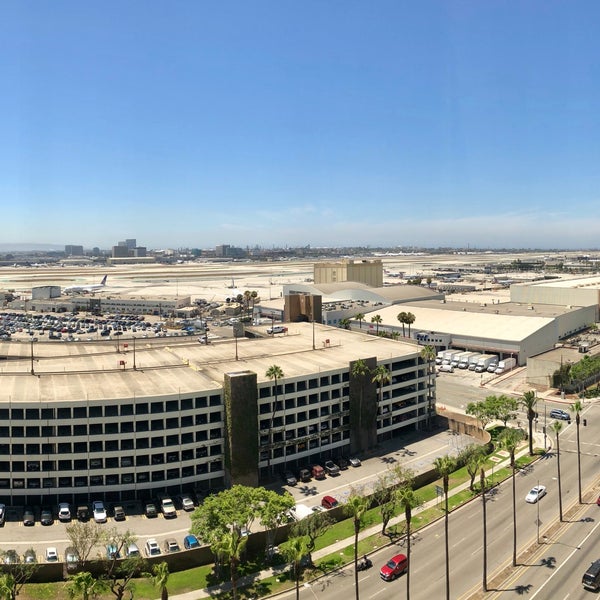 Photo taken at Crowne Plaza Los Angeles International Airport by John E. on 7/24/2018