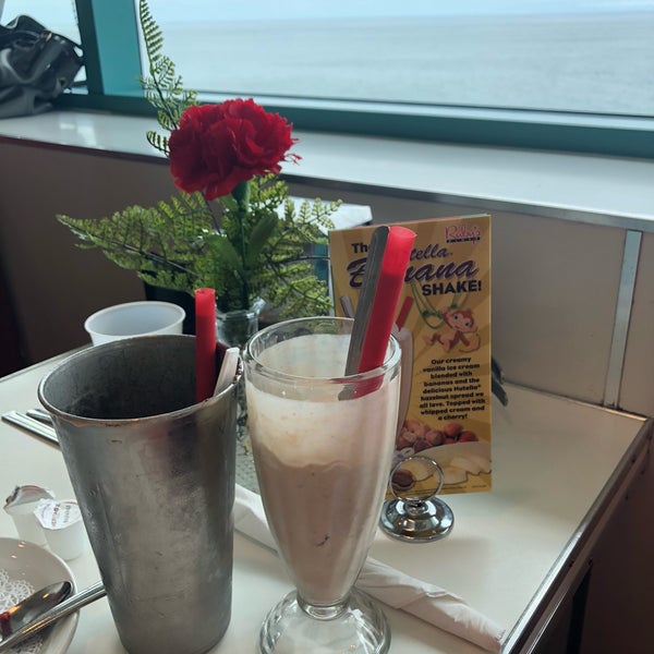 Photo taken at Ruby&#39;s Diner by John E. on 5/24/2018