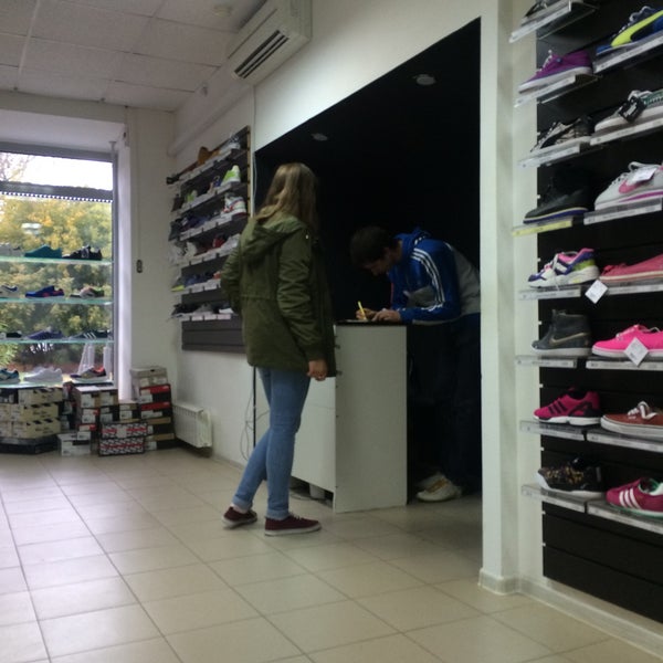 Фурнитура для мебели ханты-мансийск. Магазин александрит в калуге. Г. Магазин александрит в калуге. Рылеева 34 калуга комиссионный магазин.
