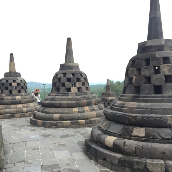 Photo prise au Temple de Borobudur par Farwiza Y. le4/14/2016