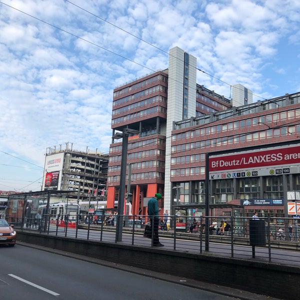 U+H Bahnhof Deutz/Messe/LANXESS arena Deutz 7 Tipps von 986 Besucher
