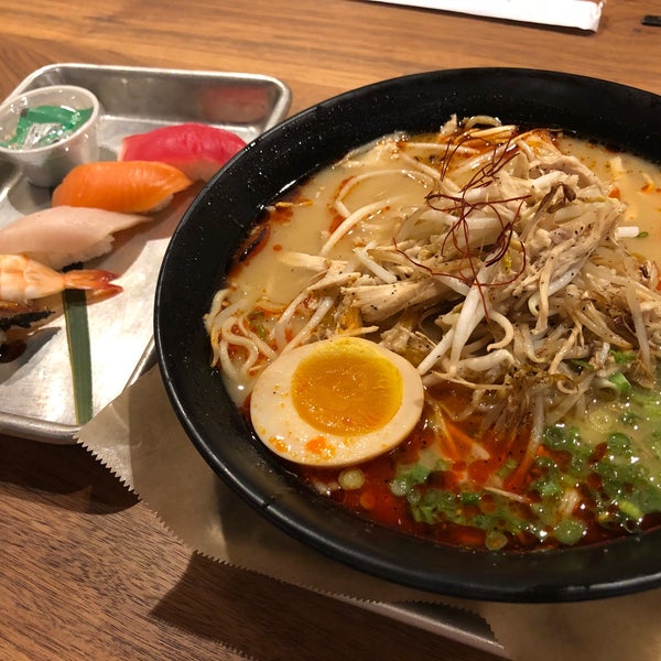 Foto tirada no(a) Ni-Kome Sushi And Ramen por kky0suke em 3/13/2018