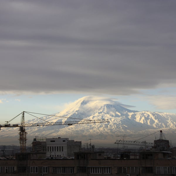 The view to the magnificent Mount Ararat from the terrace is fantastic, especially in the evenings!