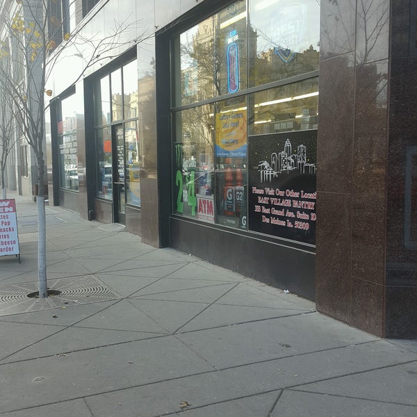 Downtown Pantry Convenience Store In Downtown Des Moines