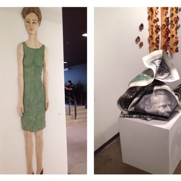 Foto diambil di Fashion Industry Gallery oleh Kisha A. pada 4/13/2014