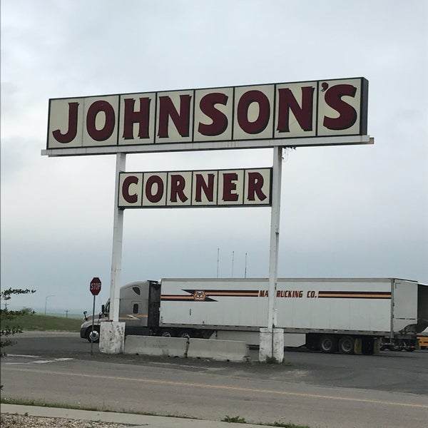 Снимок сделан в Johnson&#39;s Corner пользователем Jeremiah J. 6/12/2017