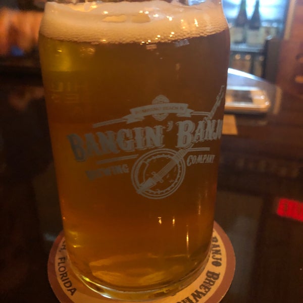 Photo taken at Bangin&#39; Banjo Brewing Company by Jeremiah J. on 11/13/2018