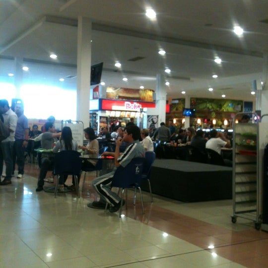 Foto tirada no(a) Shopping Cidade por Calvin K. em 10/23/2012