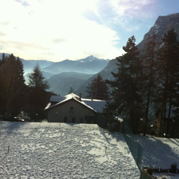 Foto tirada no(a) Alp &amp; Wellness Sport Hotel Panorama por G.P. em 12/27/2012