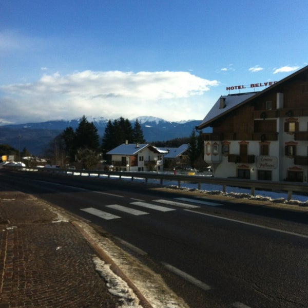 Foto diambil di Alp &amp; Wellness Sport Hotel Panorama oleh G.P. pada 12/28/2012