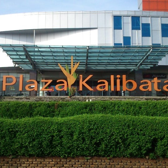 Das Foto wurde bei Plaza Kalibata (Kalibata Mall) von Dwiki S. am 3/29/2013 aufgenommen