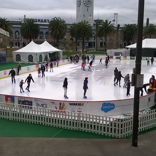 Photo taken at The Holiday Ice Rink at Embarcadero Center by Peter L. on 12/18/2015