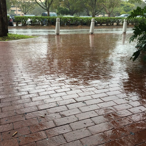 Allen Hall College Academic Building in University of Miami