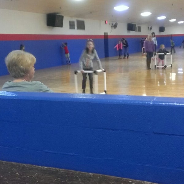 Rainbow Roller Rink Skating Rink in Conroe