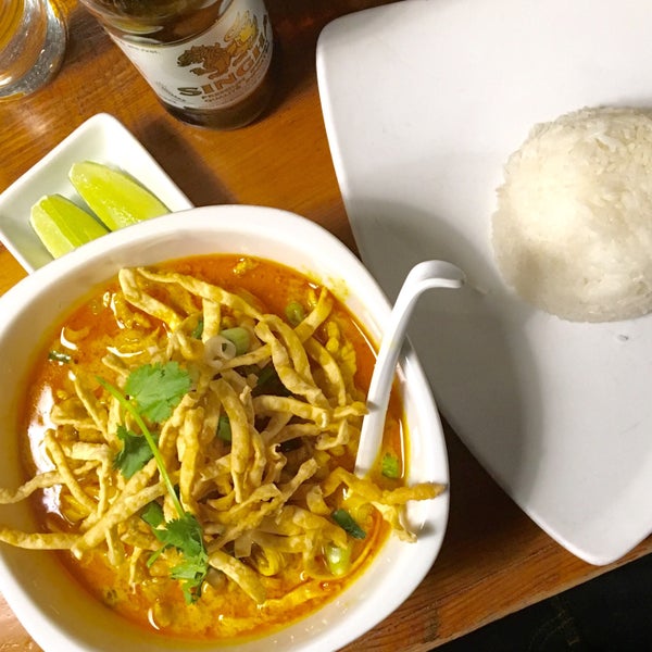 I had the Khao Soi dish two days in a row for dinner. Why change a winning formula, my all time favourite.