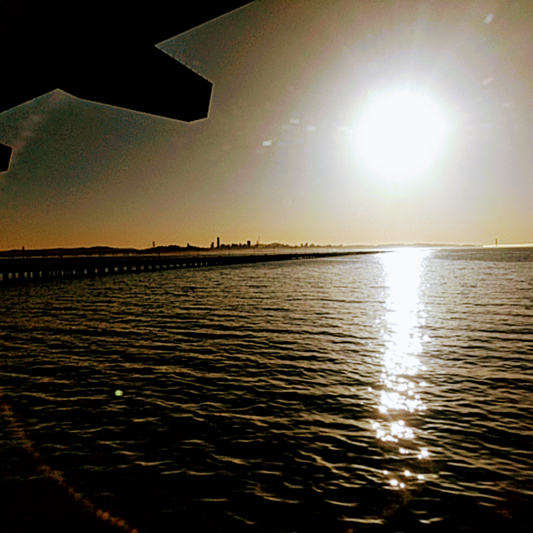 Foto tirada no(a) Skates on the Bay por Andrew H. em 2/7/2018