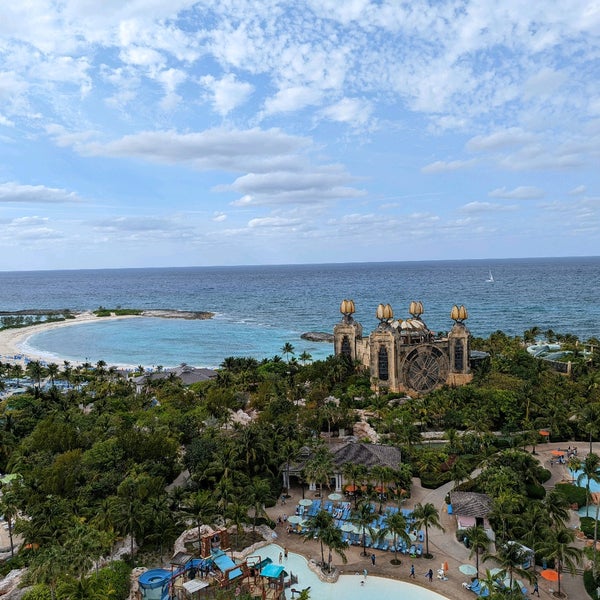 Снимок сделан в Atlantis Paradise Island пользователем Andrew H. 4/9/2022
