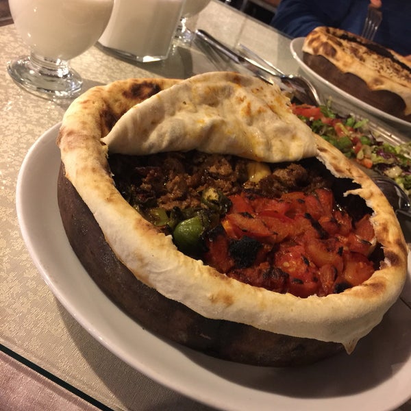 10/20/2018 tarihinde Gül E.ziyaretçi tarafından Konak Cafe Resturant'de çekilen fotoğraf