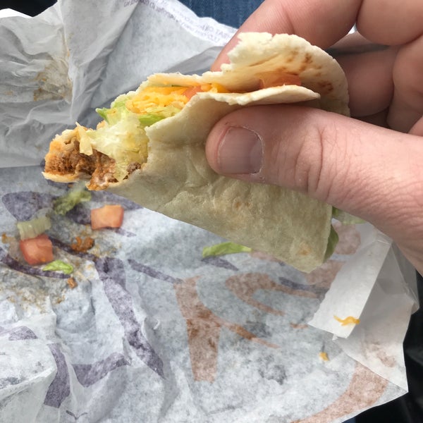Taco Bell Fast Food Restaurant in Brookings