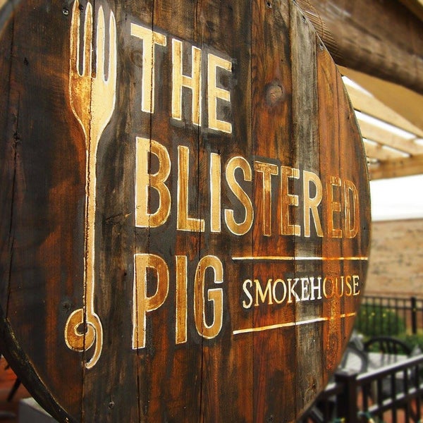 Das Foto wurde bei The Blistered Pig Smokehouse von The Blistered Pig Smokehouse am 5/20/2016 aufgenommen
