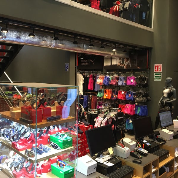 puma outlet plaza central