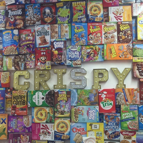 รูปภาพถ่ายที่ Crispy Cereal Bar โดย Carlos D. เมื่อ 10/16/2018