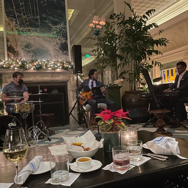 Foto diambil di Casa Del Mar Hotel oleh Nancy J. pada 12/4/2021