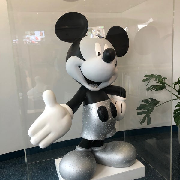 The Walt Disney Co. Ltd Hammersmith'de Ofis'da fotoğraflar