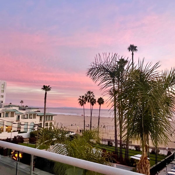 Photo taken at Loews Santa Monica Beach Hotel by Nancy J. on 2/11/2023