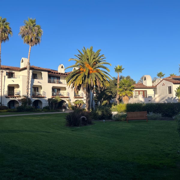 Das Foto wurde bei The Ritz-Carlton Bacara, Santa Barbara von Kathie Y. am 10/31/2022 aufgenommen