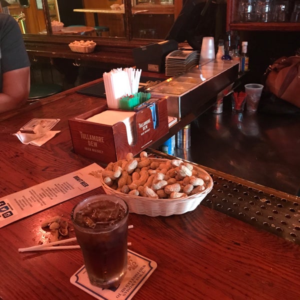 Photo taken at Lodge Tavern by norvell56 on 9/14/2017