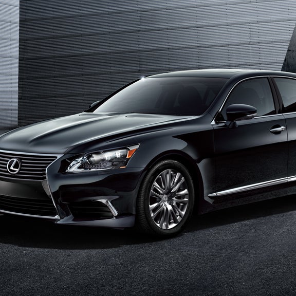 Photos At Lexus Of Edison Auto Dealership In Edison