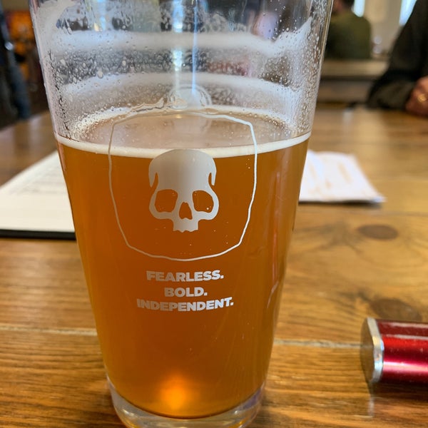 10/5/2019 tarihinde mike e.ziyaretçi tarafından Heavy Seas Beer'de çekilen fotoğraf