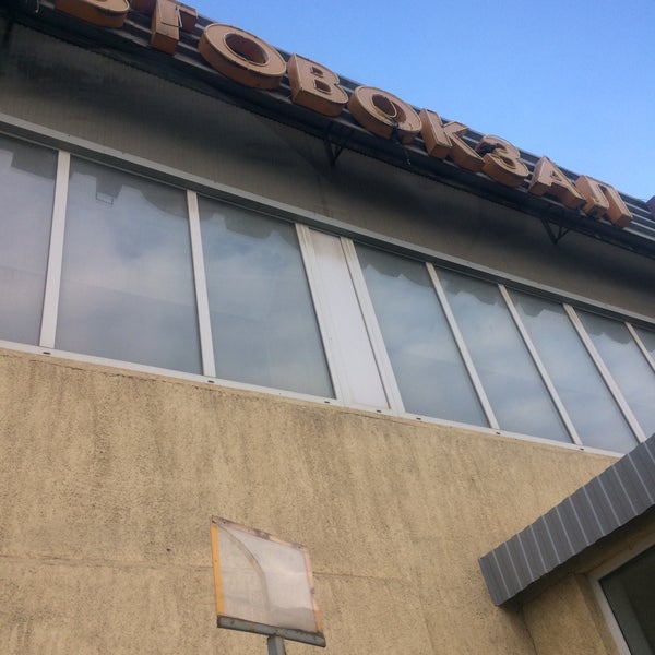Посёлок южный волгоград. Автовокзал южный волгоград. Южный автовокзал донецк. Автостанция южная волгоград. Автовокзал южный красноармейский.