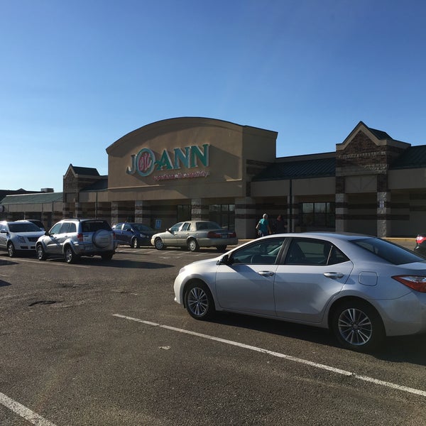 JOANN Fabrics and Crafts Textiles Store in Maplewood Oakdale