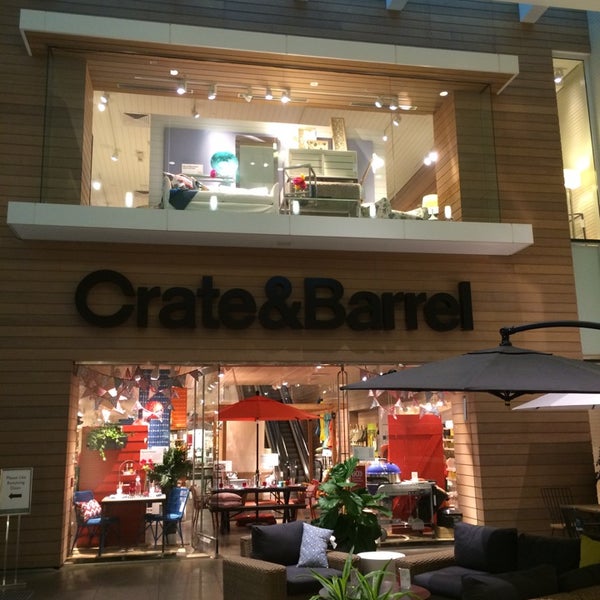 Photo taken at Crate &amp; Barrel by Nathan B. on 6/16/2014
