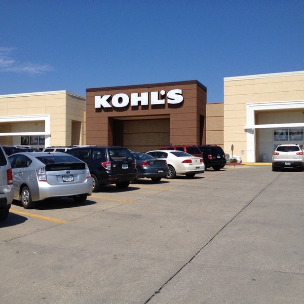 Kohl's Department Store in Clive