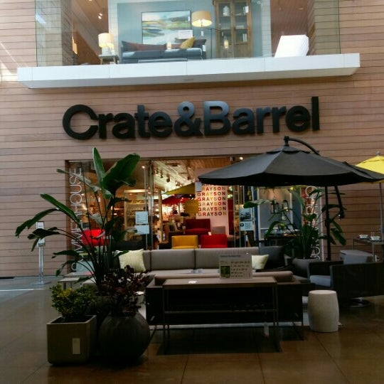 Photo taken at Crate &amp; Barrel by Nathan B. on 6/28/2016