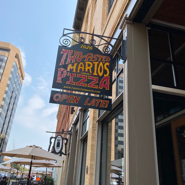 8/25/2020 tarihinde Nathan B.ziyaretçi tarafından Two Fisted Mario&#39;s Pizza'de çekilen fotoğraf