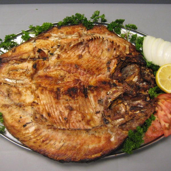Снимок сделан в Nahrain Fish &amp; Chicken Grill пользователем Nahrain Fish &amp; Chicken Grill 2/26/2015