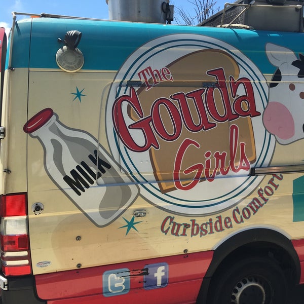 Bikinis on pepole Gouda girls