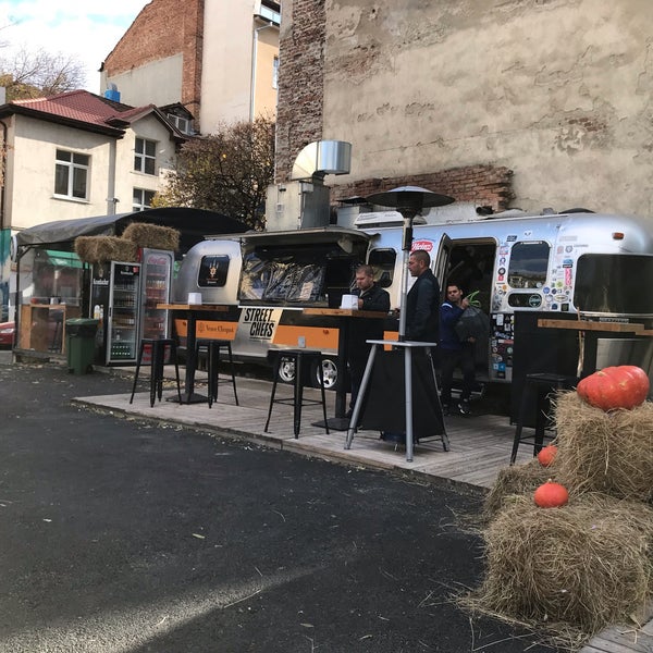 Foto scattata a Street Chefs da Yuriy M. il 11/15/2018